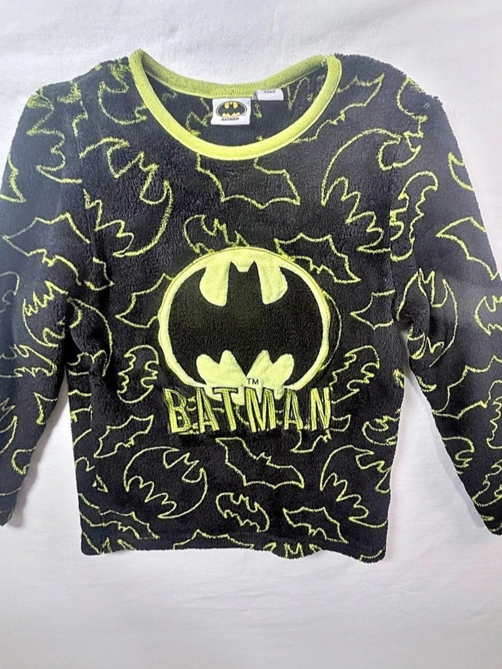 Batman Boys Black/Yellow Plush Fleece Pajama Top Fuzzy Lightweight Size 7-8Y